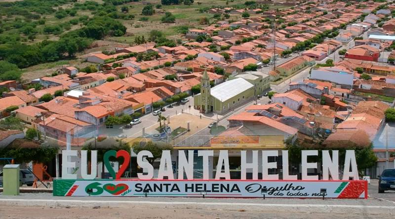 Santa Helena inicia processo de tombamento e documentação do patrimônio público