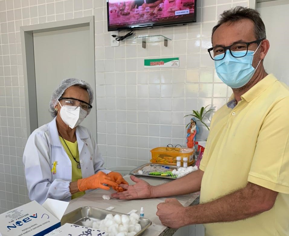 Santa Helena realiza 'Dia D' de testes para rastrear casos de hepatites virais